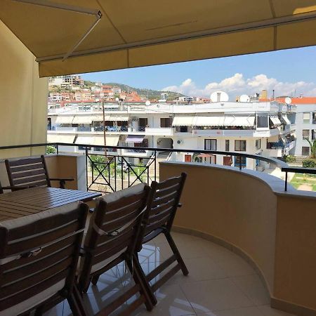Peramos Luxury Apartment Néa Péramos Екстериор снимка