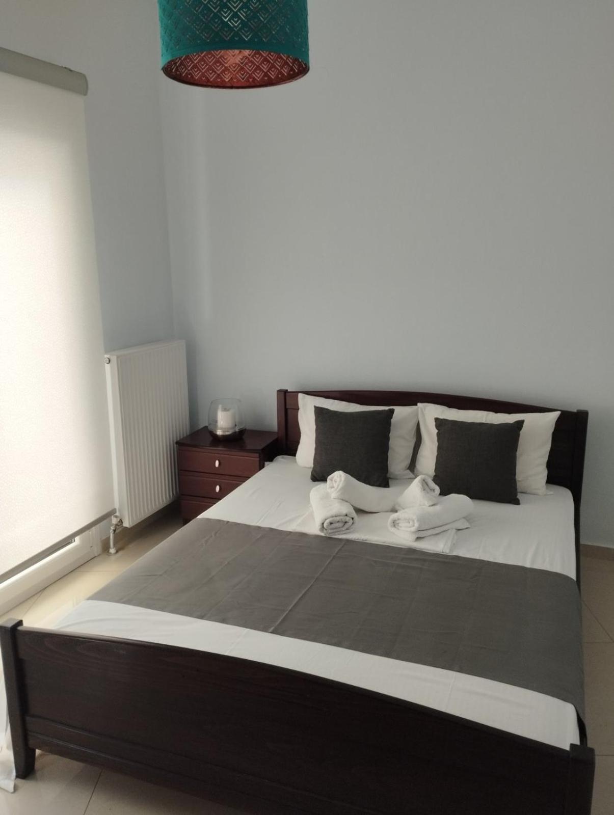 Peramos Luxury Apartment Néa Péramos Екстериор снимка
